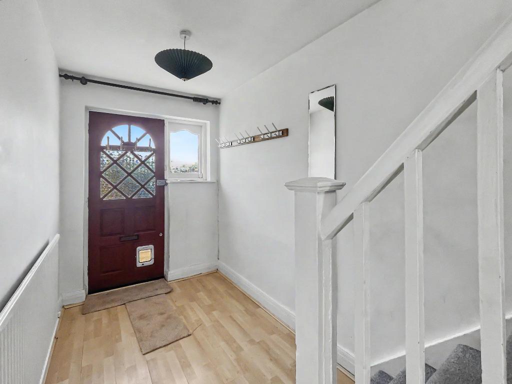 Mosslea Road, Whyteleafe, CR3 0DP photo 2