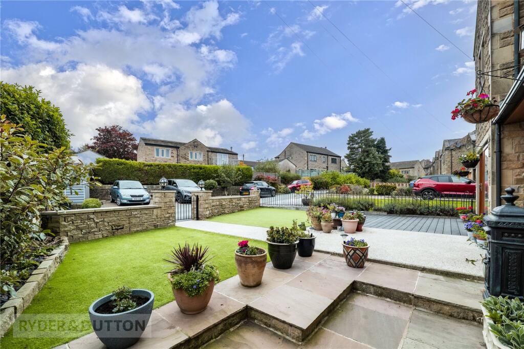 Greenfields, Sowerby Bridge, West Yorkshire, HX6 photo 2