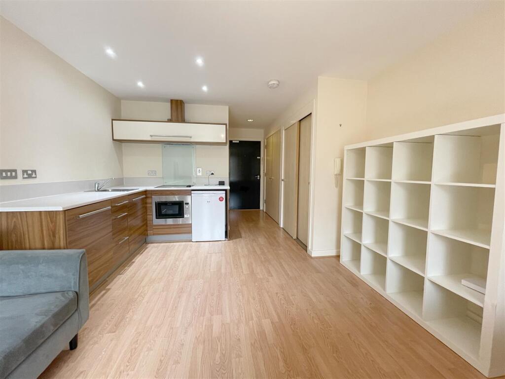 Additional image 9 of Callisto, 38 Ryland Street