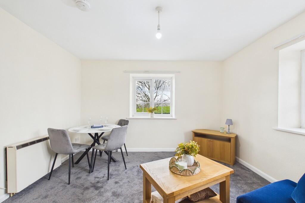 28 Castle Green Lane, Kendal, LA9 6BB photo 4