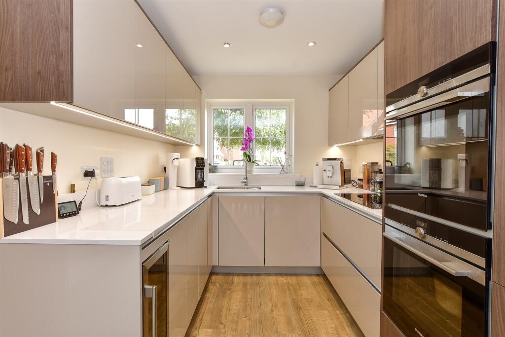 Main image of property: Five Oaks Lane, Chigwell, Essex