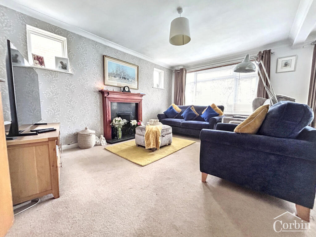 Additional image 2 of Hood Crescent, Bournemouth, BH10 4