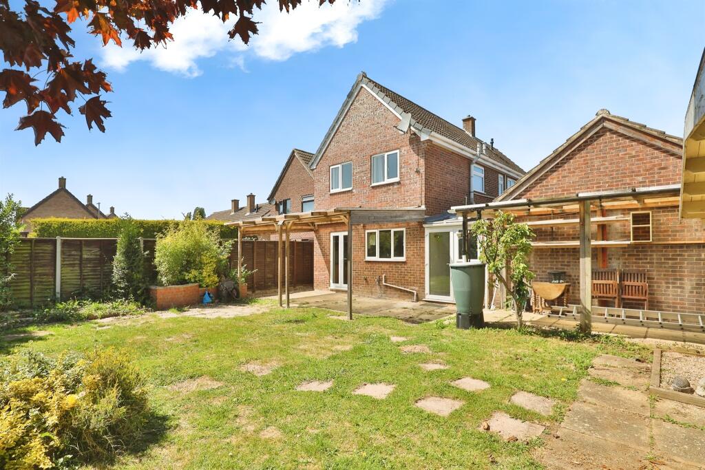 House in South Norfolk, Wymondham - View 2