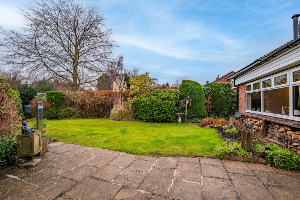 Holly Road, Poynton, SK12 photo 3