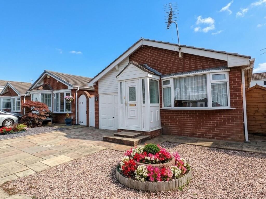3-bed detached on Forest Drive, Lytham, £335,000