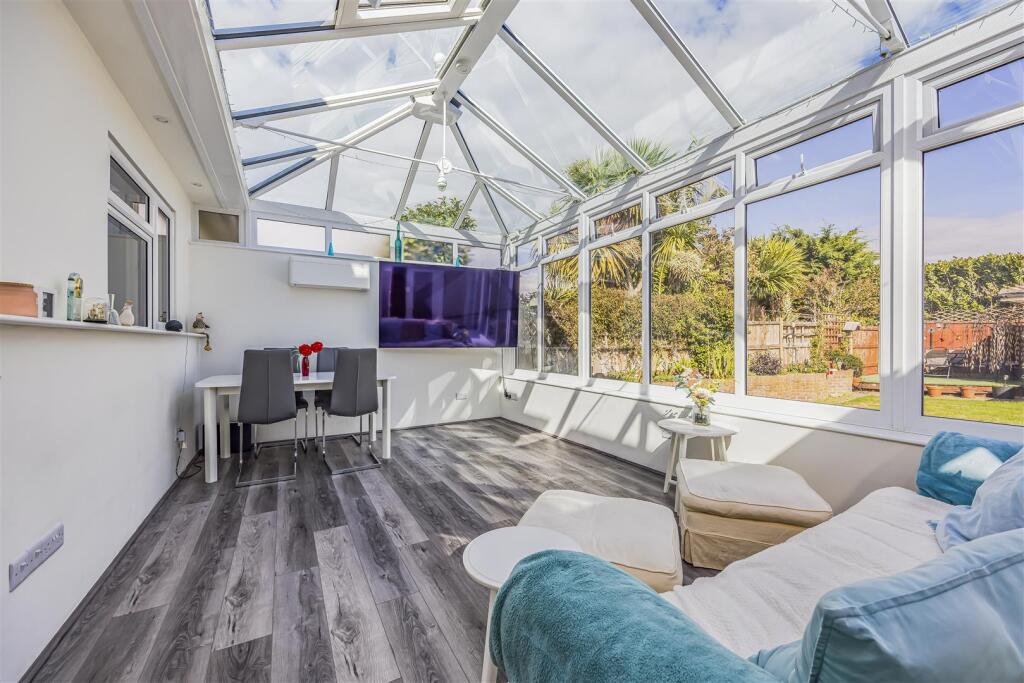 House in Portsmouth - View 5