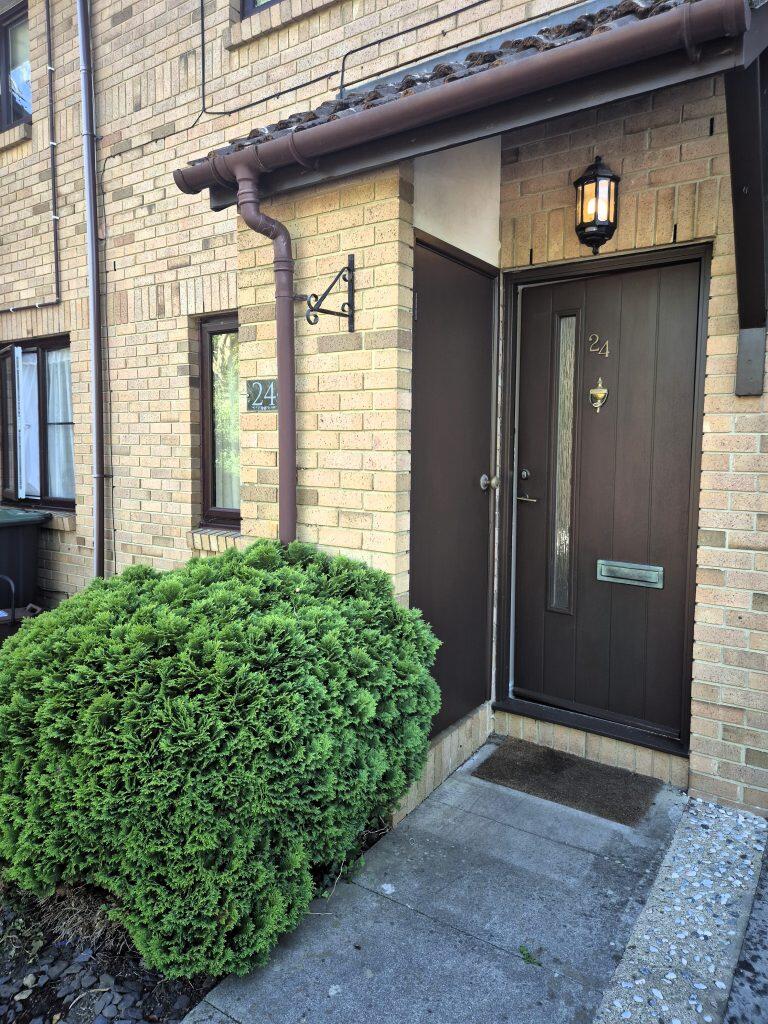 24 Dales Way, West Totton, Southampton,         SO40 8FQ photo 4