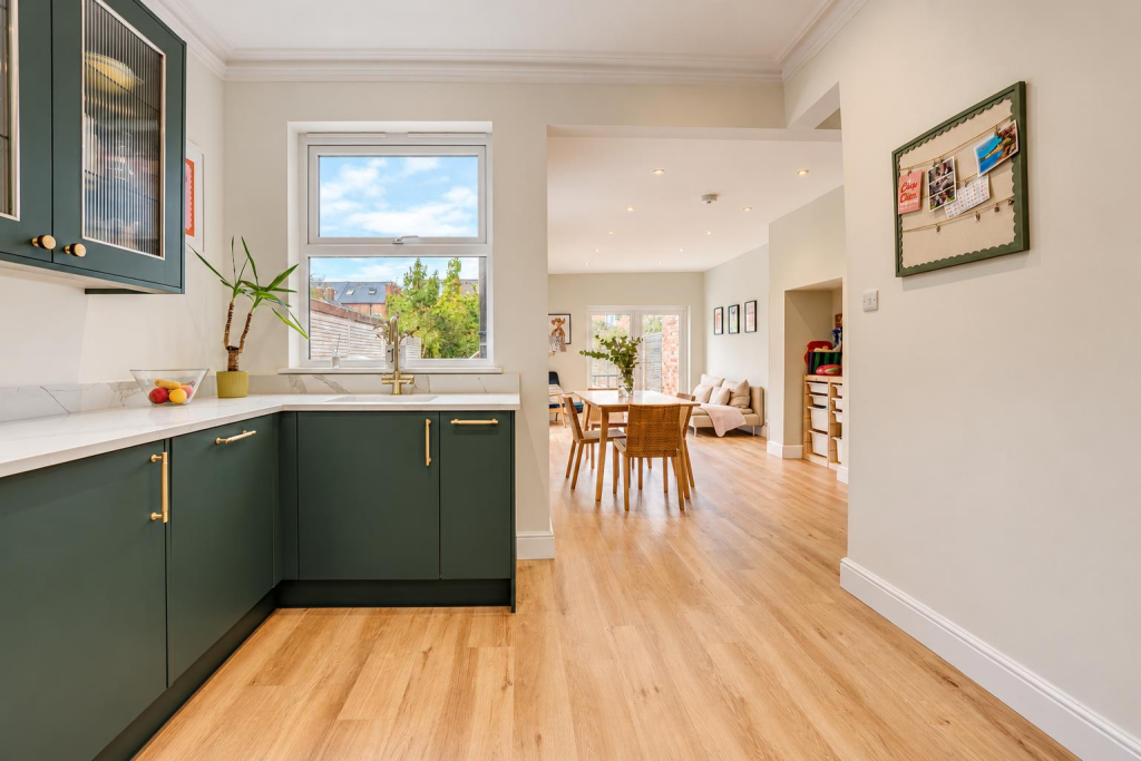 House in Nottingham - View 5