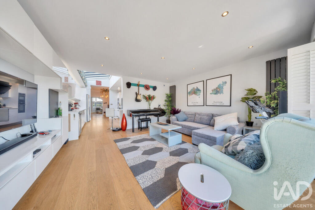 House in Ely - View 5