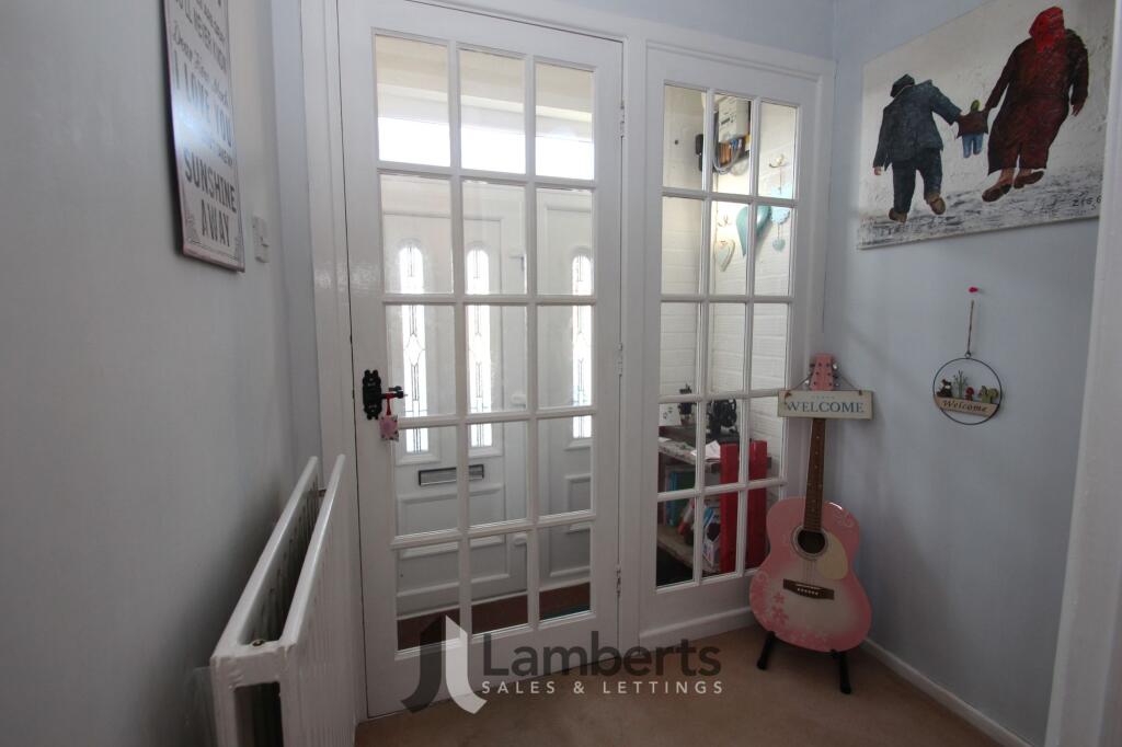 Additional image 10 of Wychwood Drive, Hunt End, B97