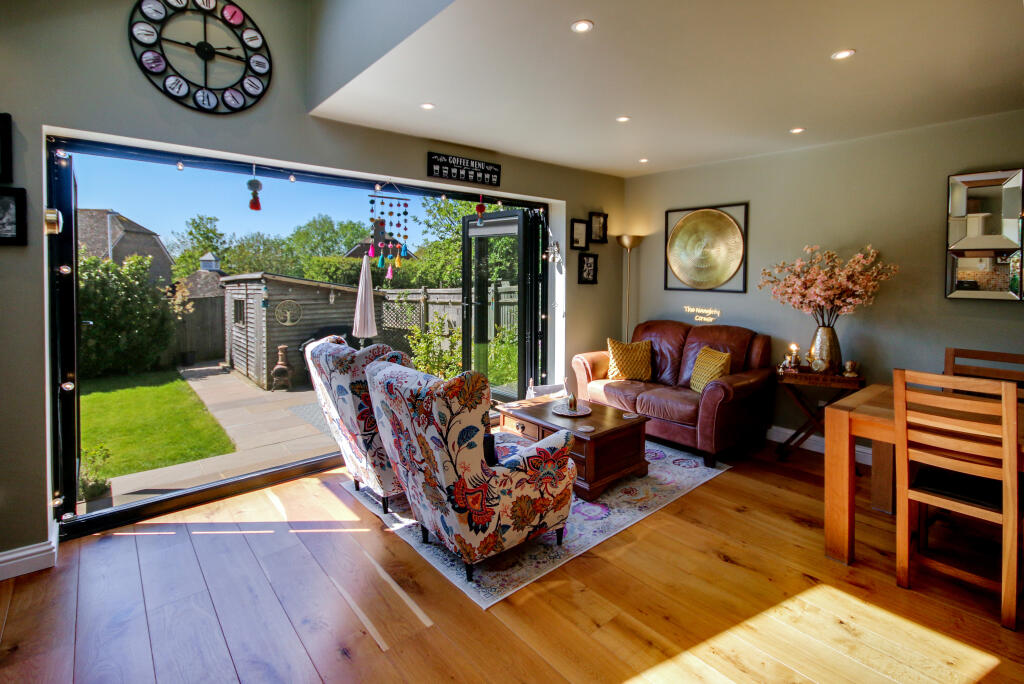 House in Redhill - View 4