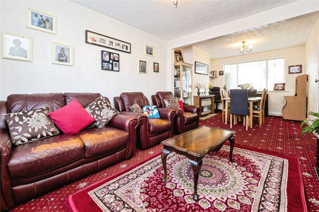 House in Romford - View 3