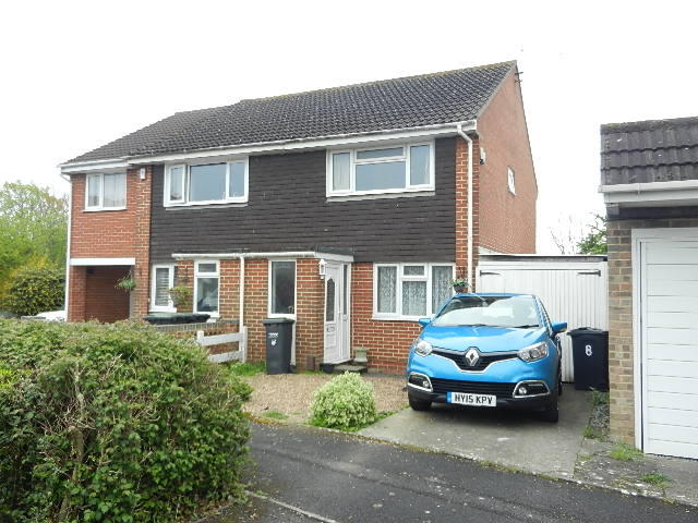 Main image of property: Headley Close, Lee-On-The-Solent, Hampshire, PO13