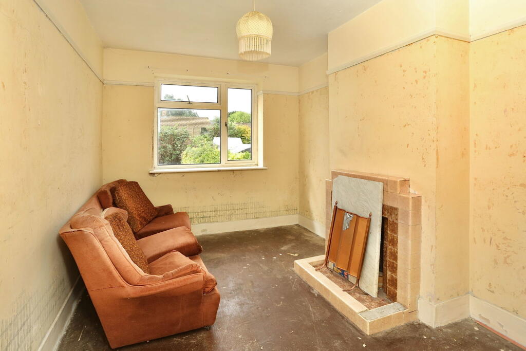 House in Newport - View 5
