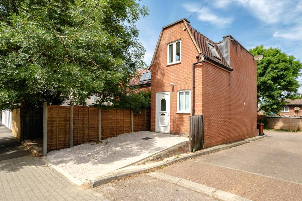 Main image of property: Hampden Road, London, N10