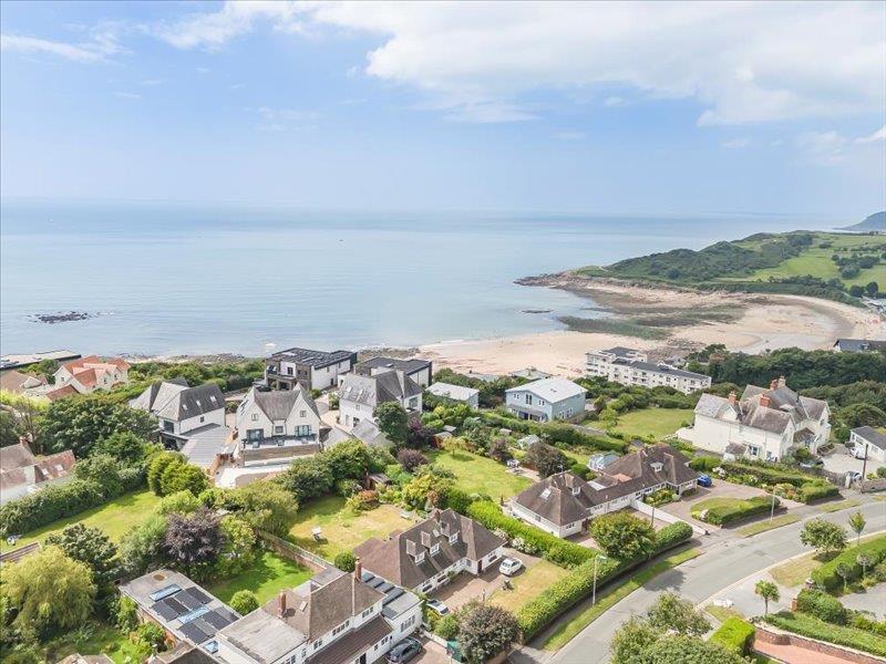 Higher Lane, Langland, Swansea photo 2