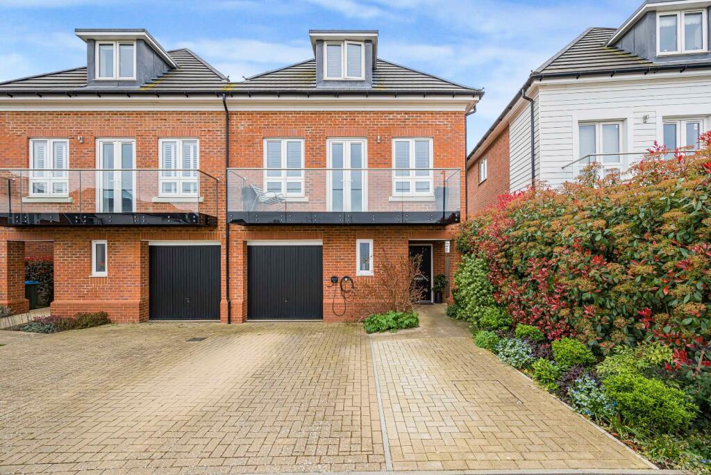 Main image of property: Holland Gardens, Eltham, London, SE9