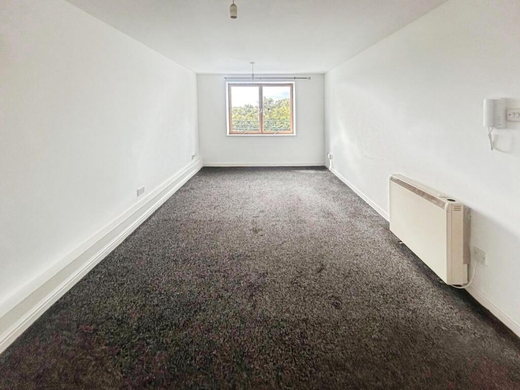 Apartment in Wolverhampton - View 2