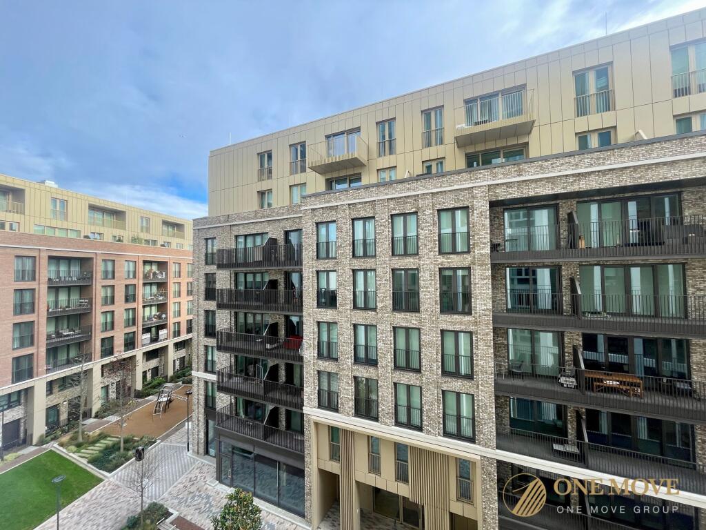 Main image of property: Silk District, Bouchon Point, E1