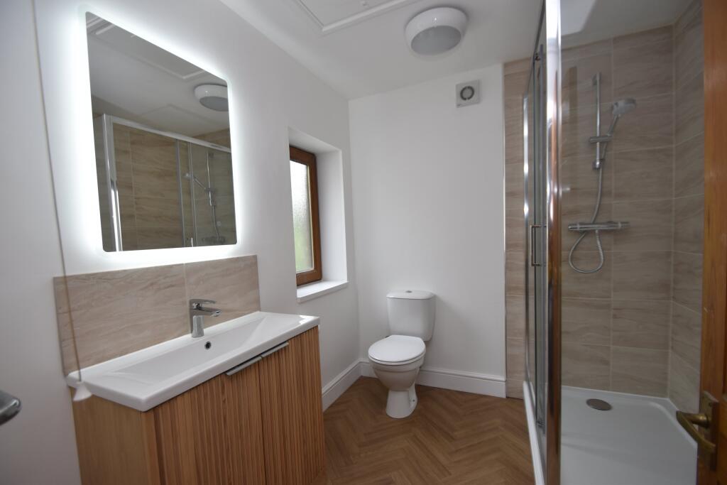 House in Cardiff, Maindy, Cathays - View 2
