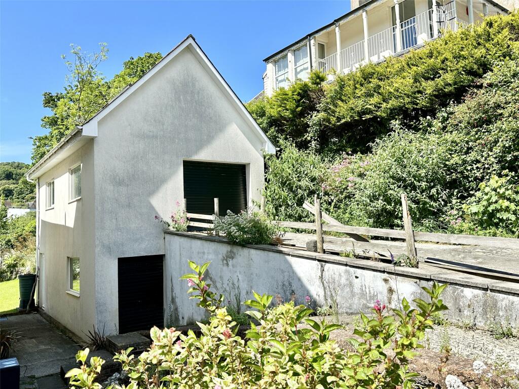 2-bed detached on 1A, Broad Park Avenue, Ilfracombe, Devon, EX34, £150,000