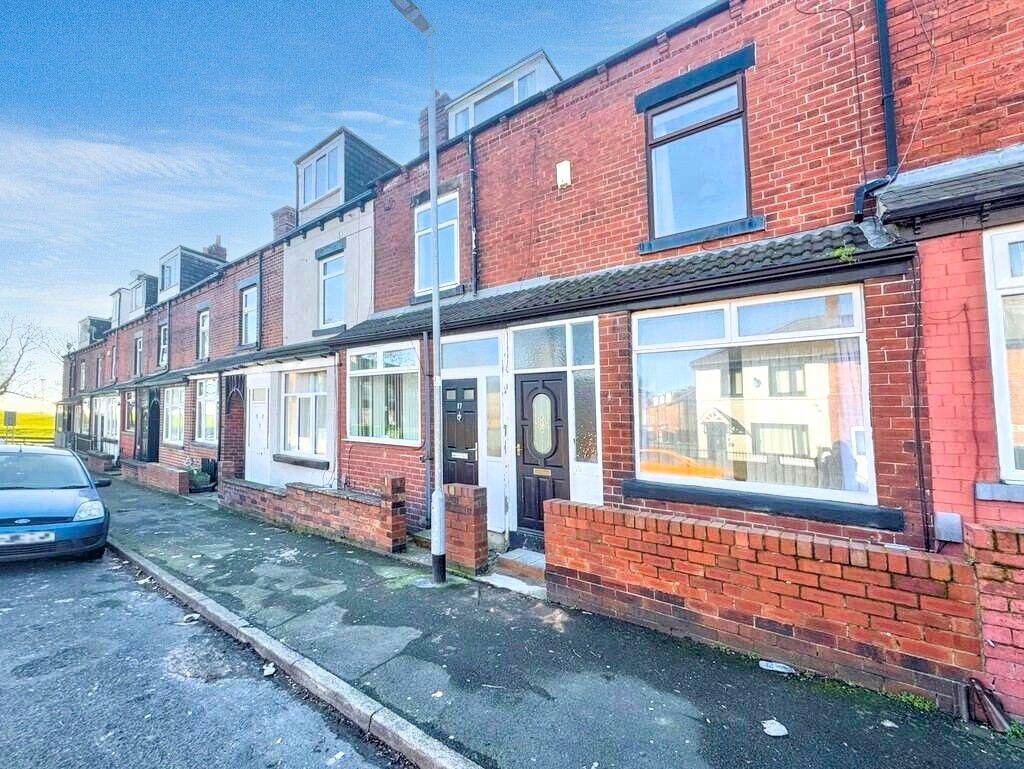 4-bed terraced on Ecclesburn Road, Leeds, West Yorkshire, LS9 9DE, £120,000