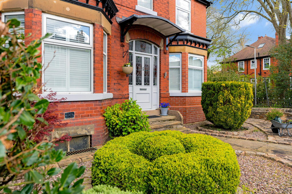 House in Stockport, Mill Brow - View 2
