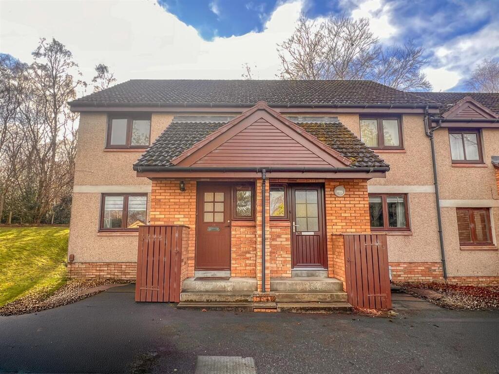 Main image of property: 15 Birchview Court, Inshes, Inverness