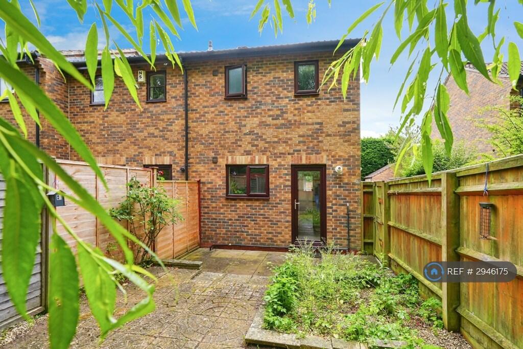 Main image of property: Finch Close, Oxford, OX3