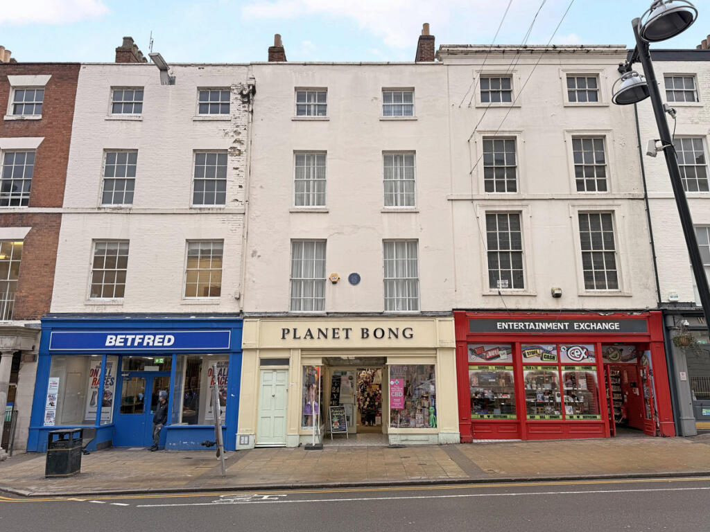 Main image of property: The Parade, Leamington Spa, CV32