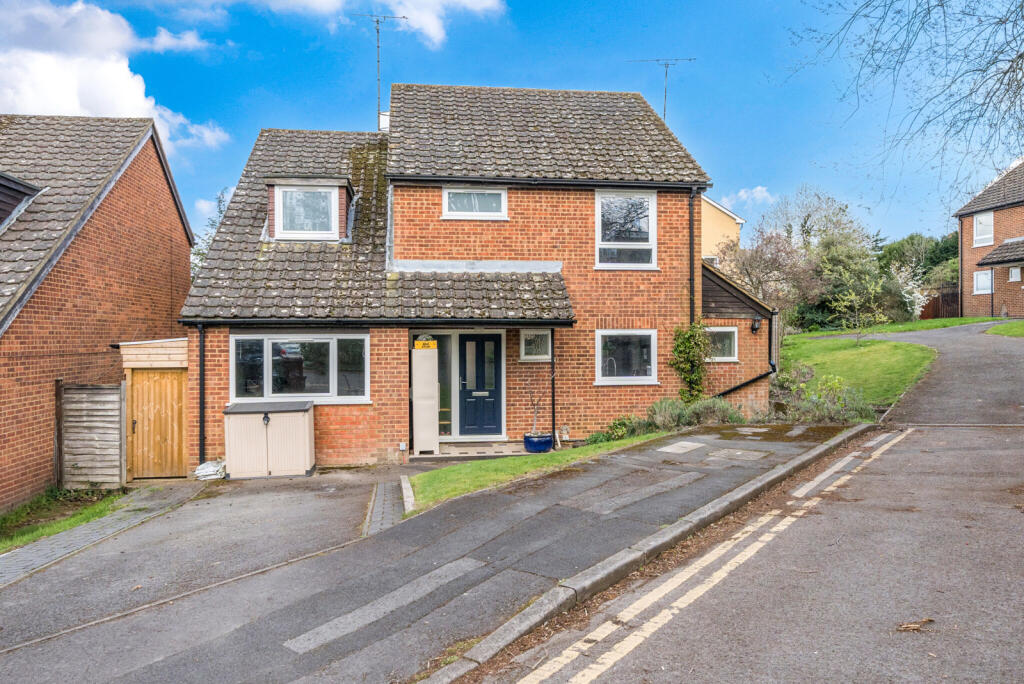 Main image of property: Malvern Court, Addington Road, Reading, Berkshire, RG1