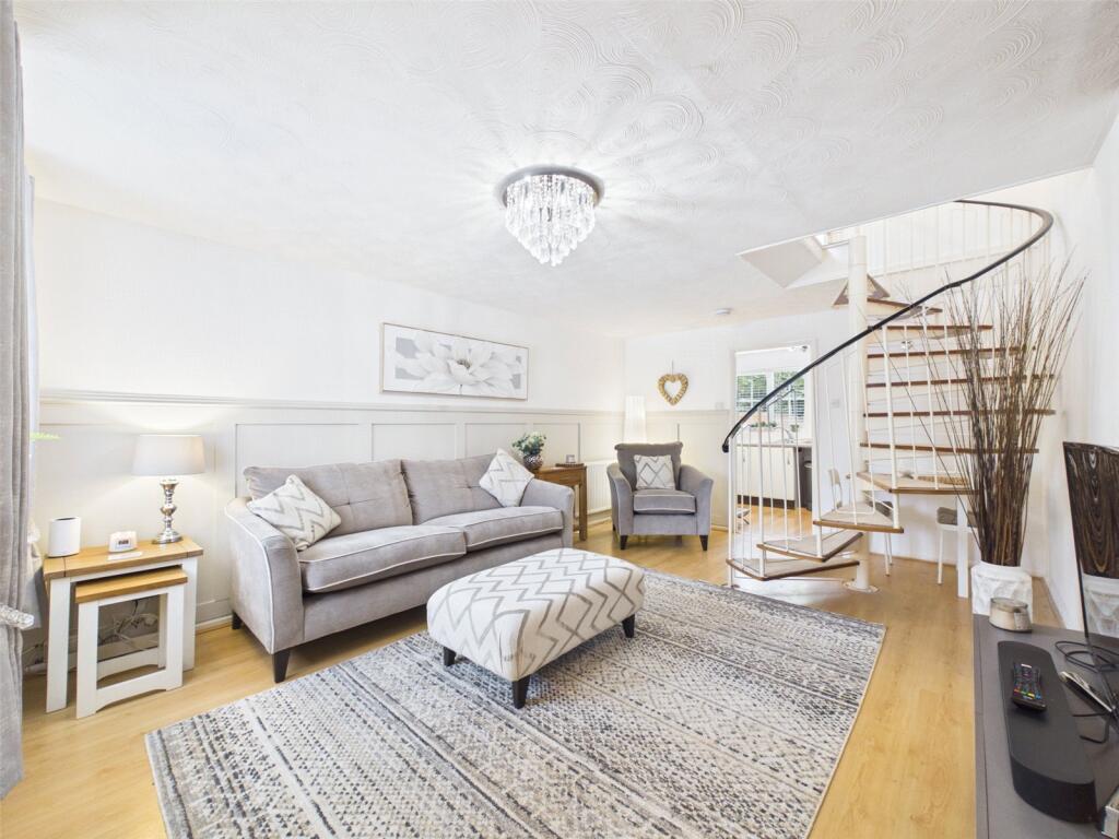 House in Worcester, Lyppard Grange, Warndon - View 2
