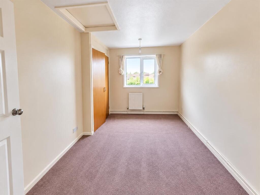 House in Gosport, Hardway - More