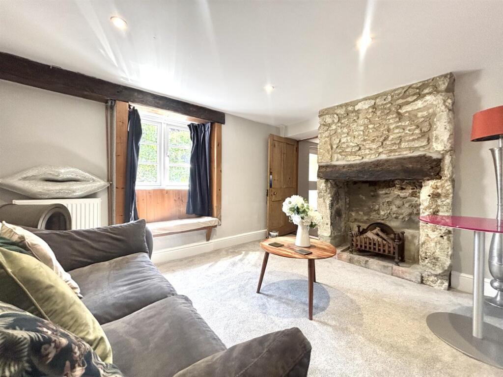 House in Shaftesbury, Dorset - View 3