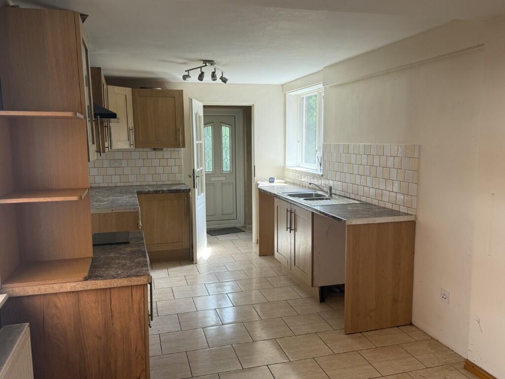 Main image of property: 4 The Haverlands, Gonerby Hill Foot, Grantham NG31 8HB