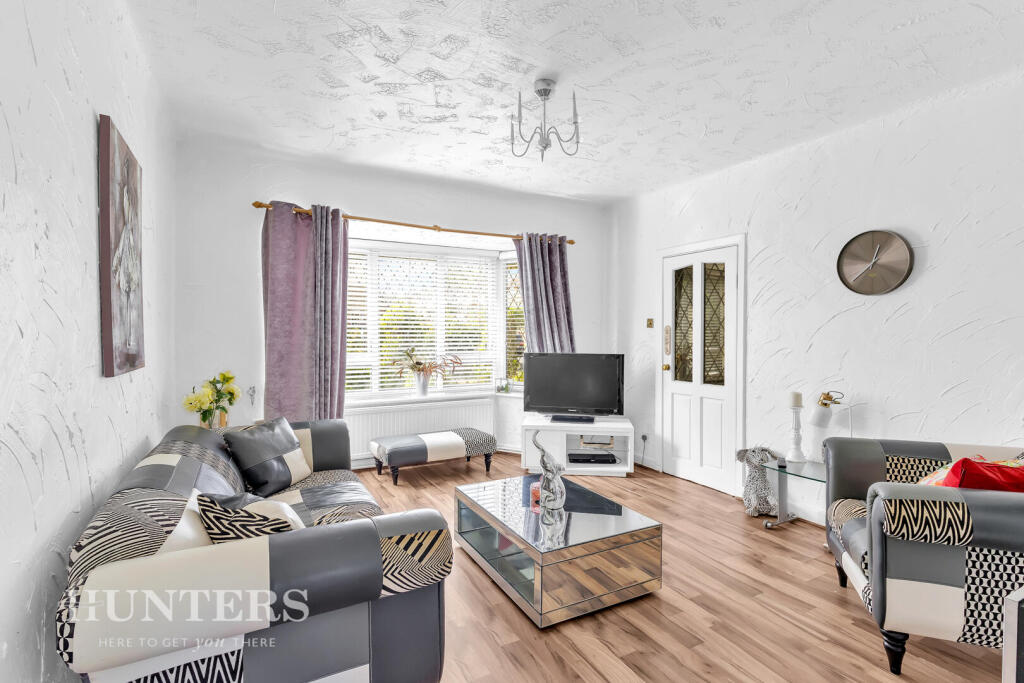 House in Oldham - View 4