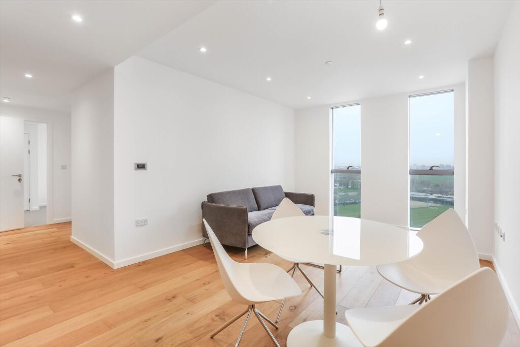 Apartment in London - View 2