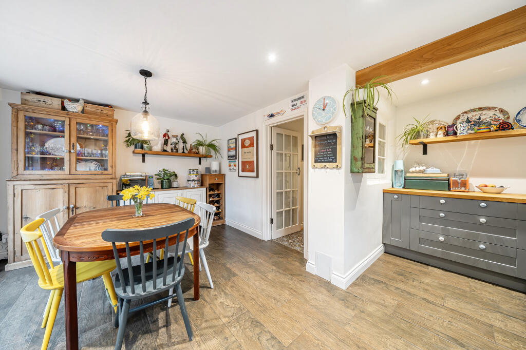 Bourne Grove, Lower Bourne, Farnham, GU10 - More