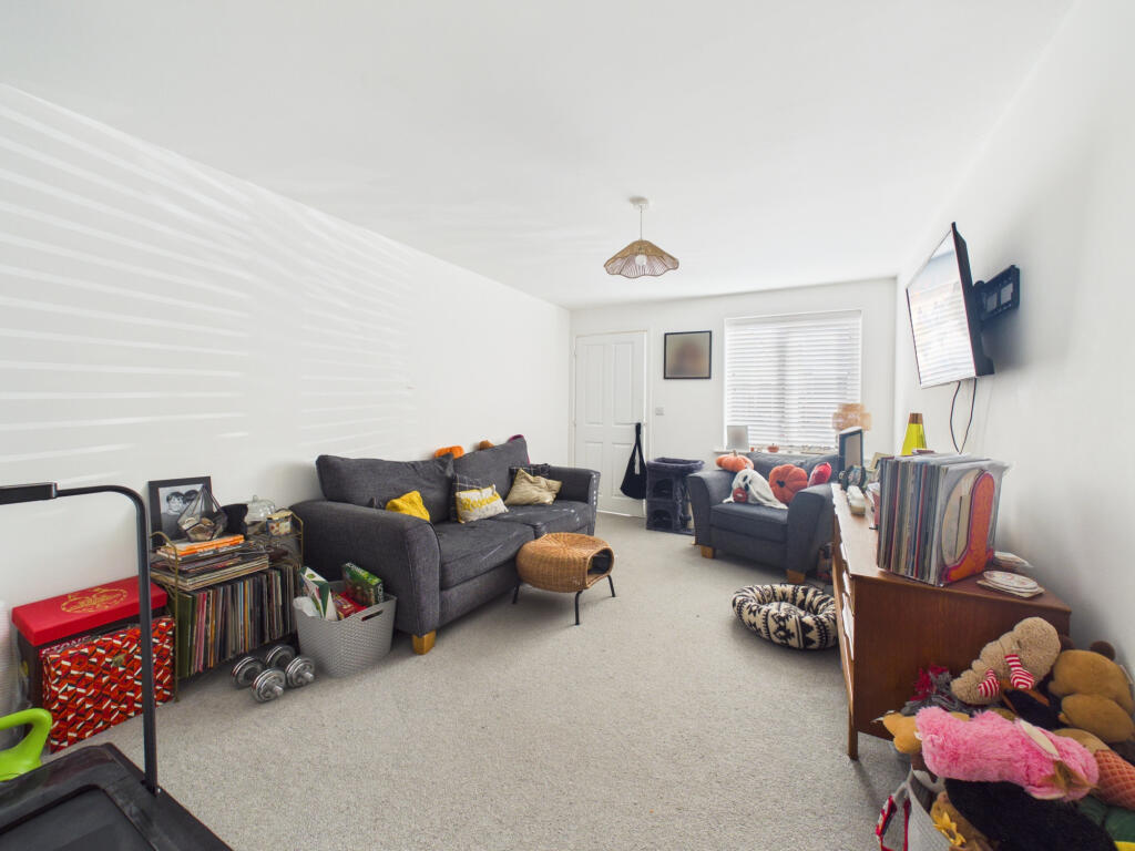 Harbottle Way, Kingswood, Hull, HU7 photo 3