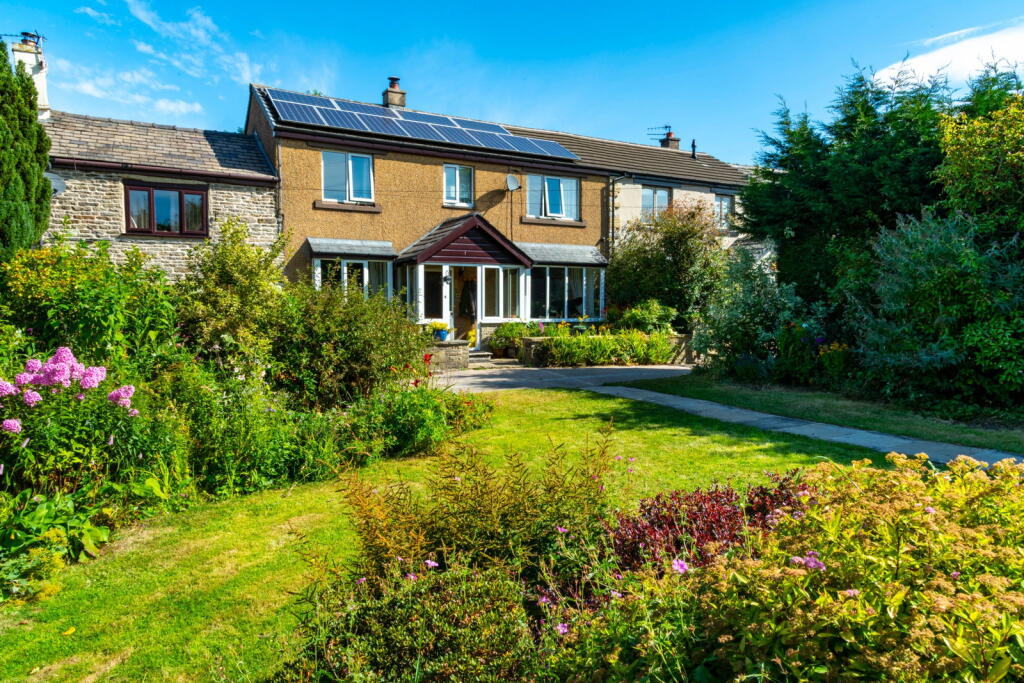 Main image of property: Woodseats Lane, Charlesworth, Glossop, SK13 5DR