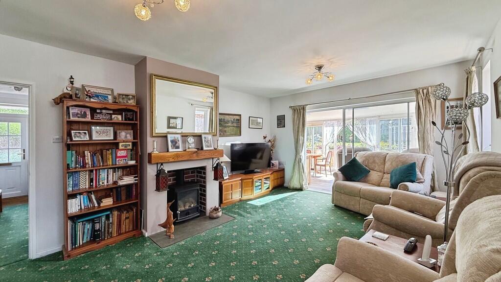 House in Westbury, Leigh Park - View 3