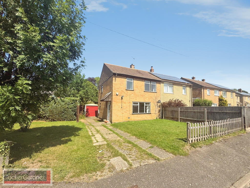 Main image of property: Macaulay Avenue, Great Shelford, CB22 5AF