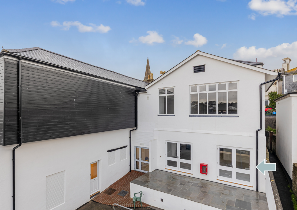 2-bed flat on Kingsbridge, Kingsbridge, £285,000