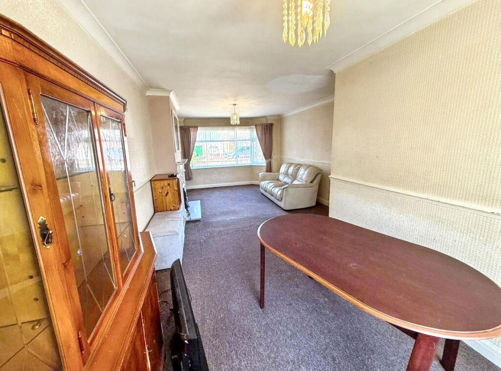 House in Stockton-on-Tees - More