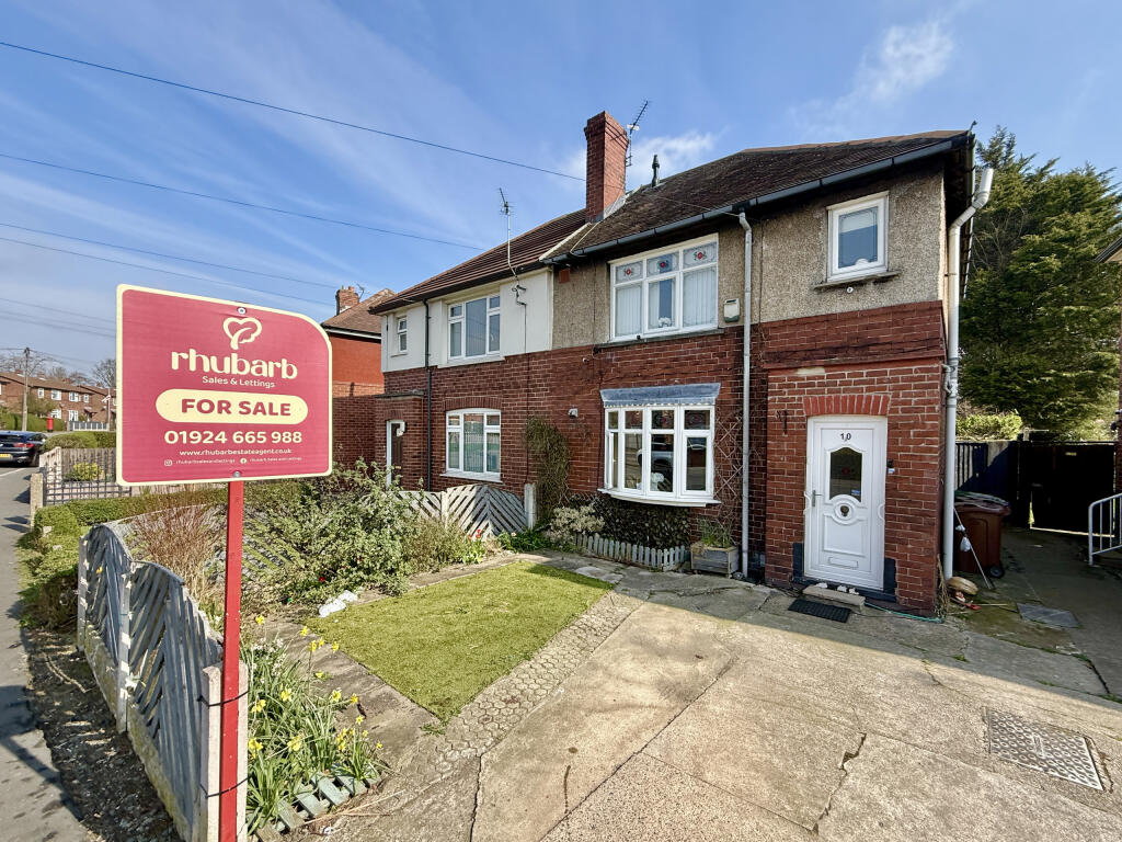 Main image of property: 10 Windhill Road, Eastmoor, Wakefield, WF1 4BG