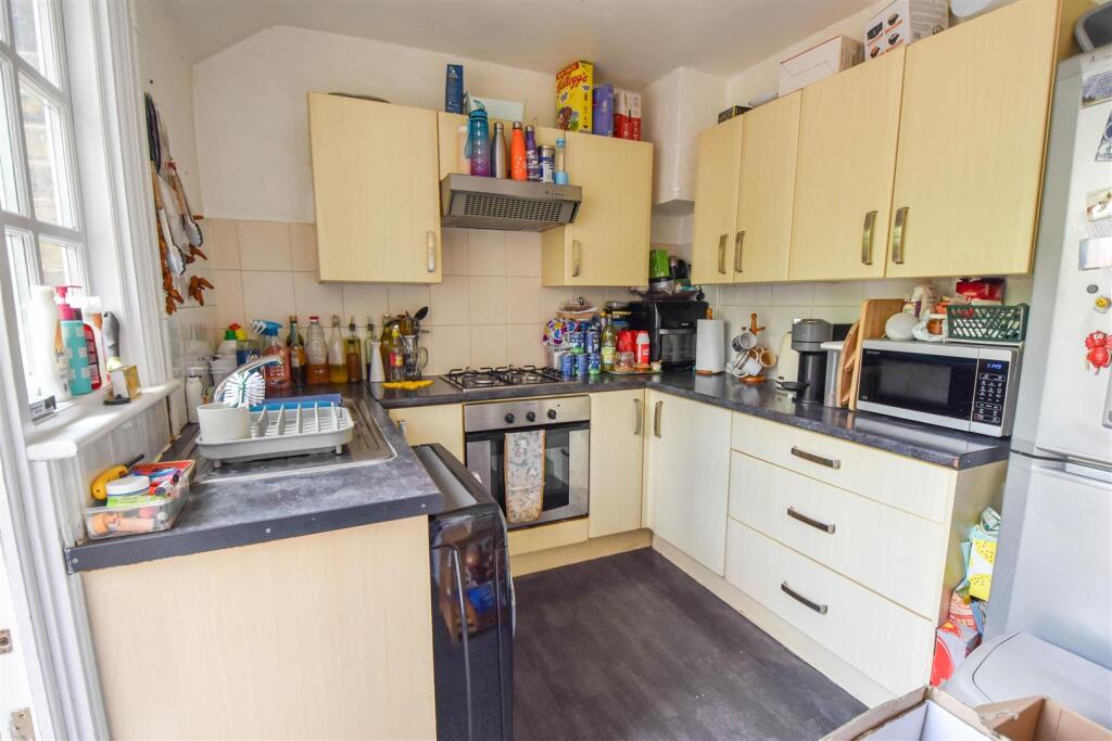House in Brentwood, Doddinghurst - View 4