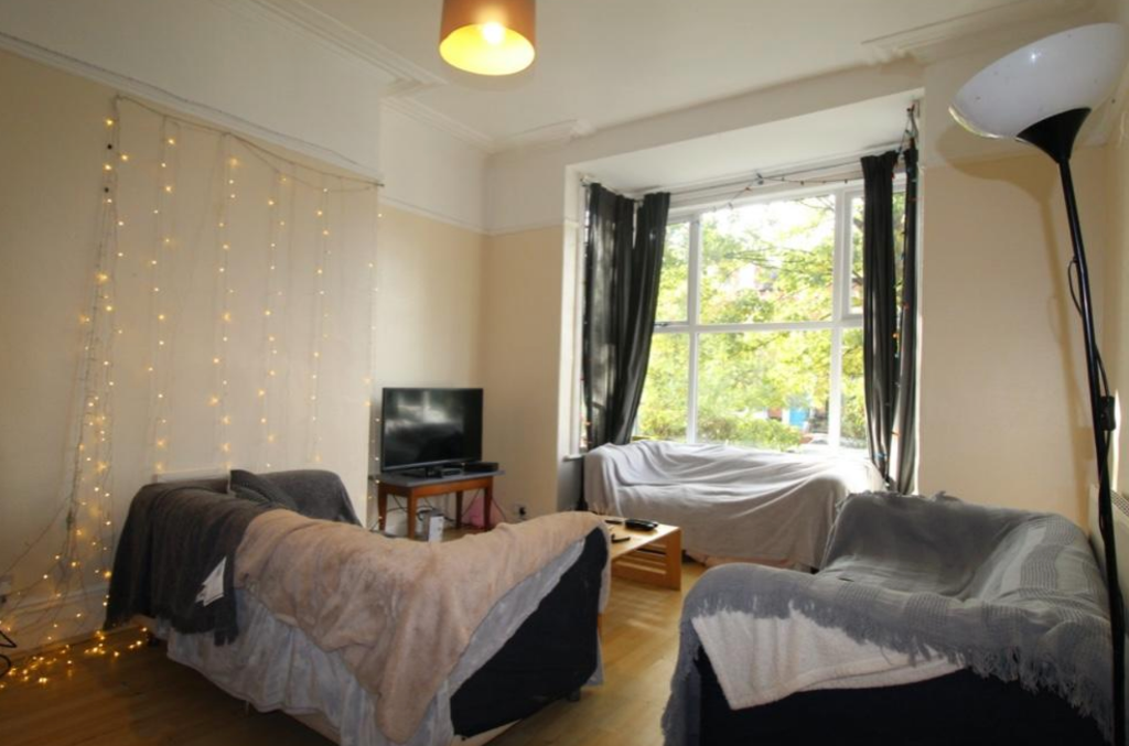 8 bedroom house for rent