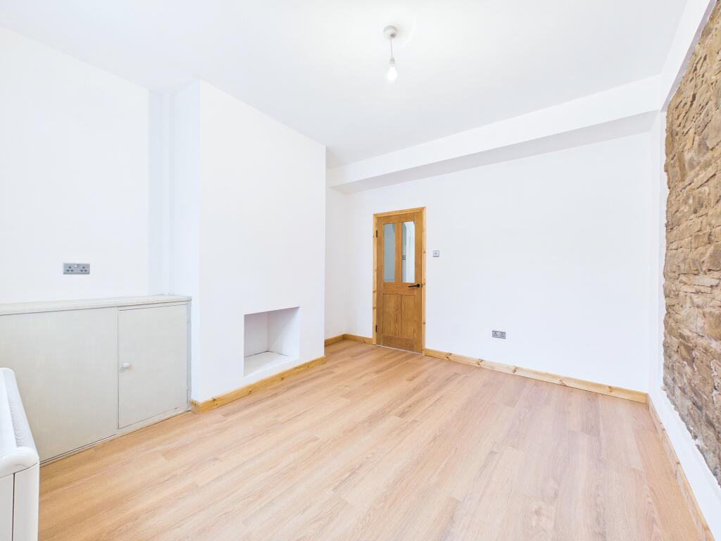 House in West Lancashire, Up Holland - View 4