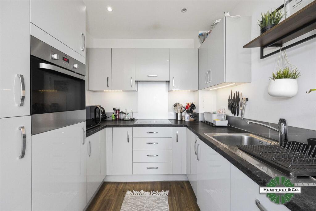 Main image of property: Siskin Apartments, 142 Dunedin Road, London, E10