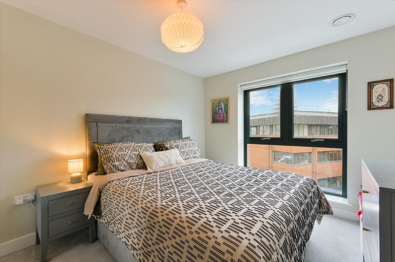 Apartment in Reading - View 4